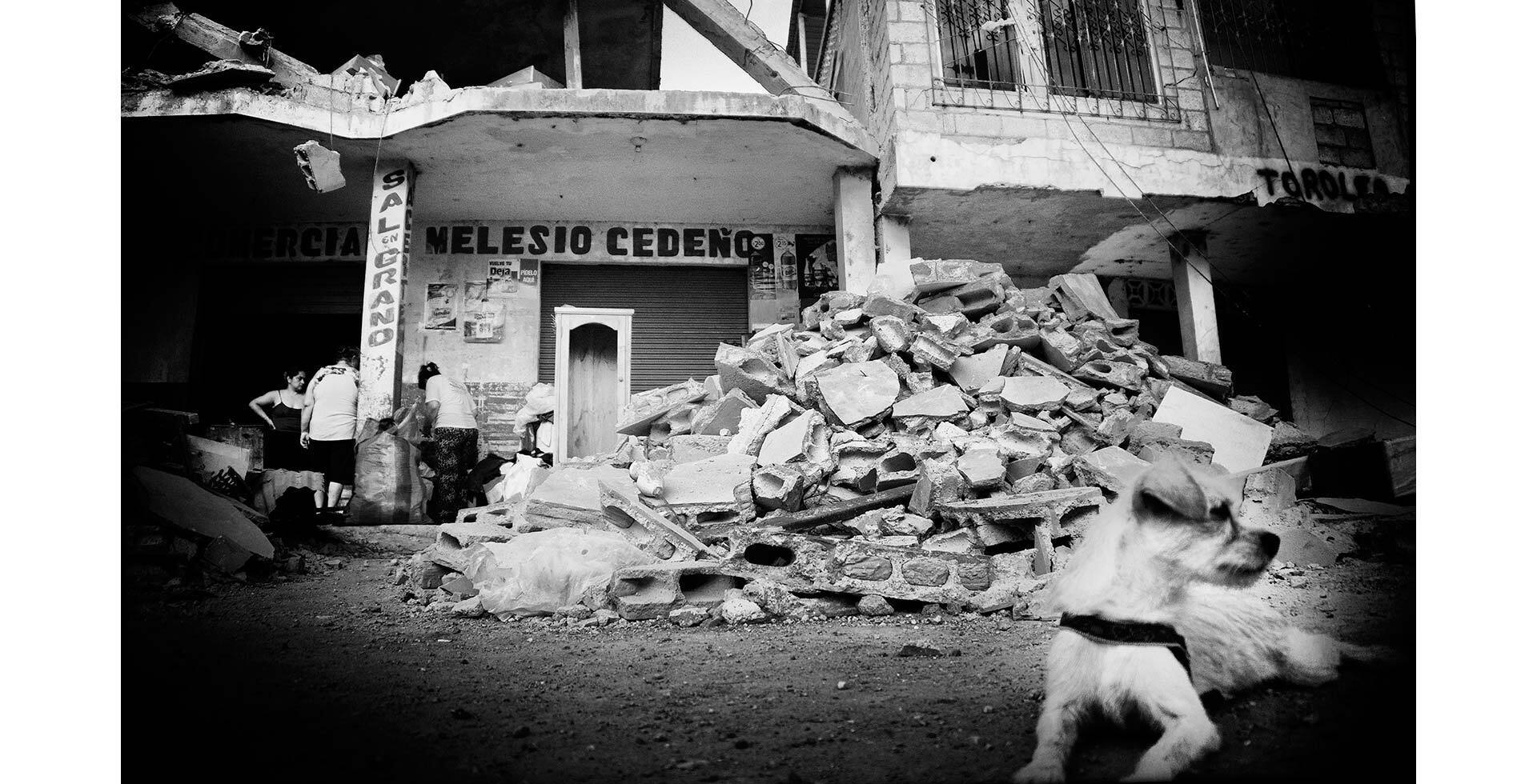 terremoto_ecuador_3_caja