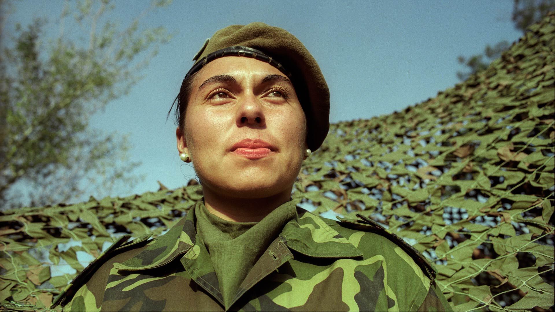 mujeres_fuerzas_armadas_2_caja