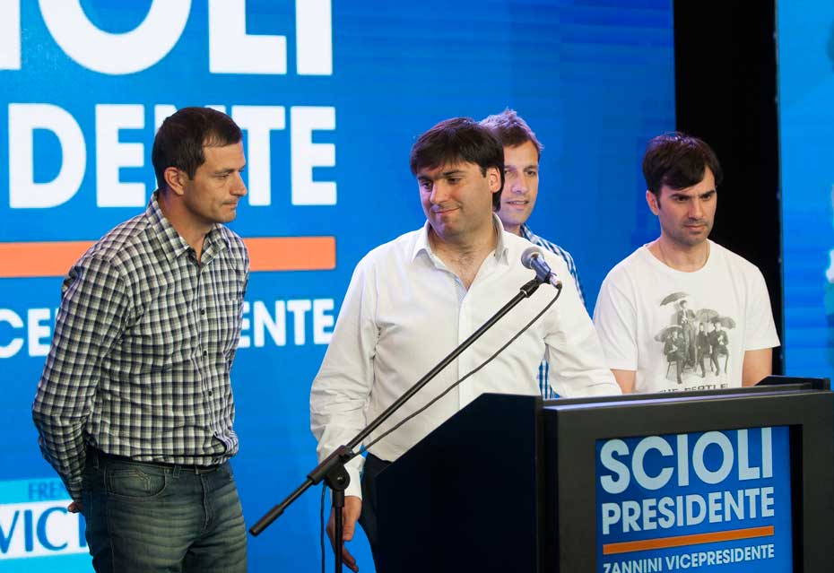 Ballotage_Scioli_Cichero_3_der