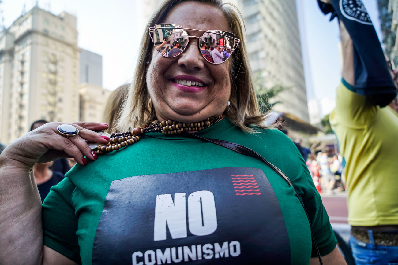 bolsonaro_viotti_caja_03