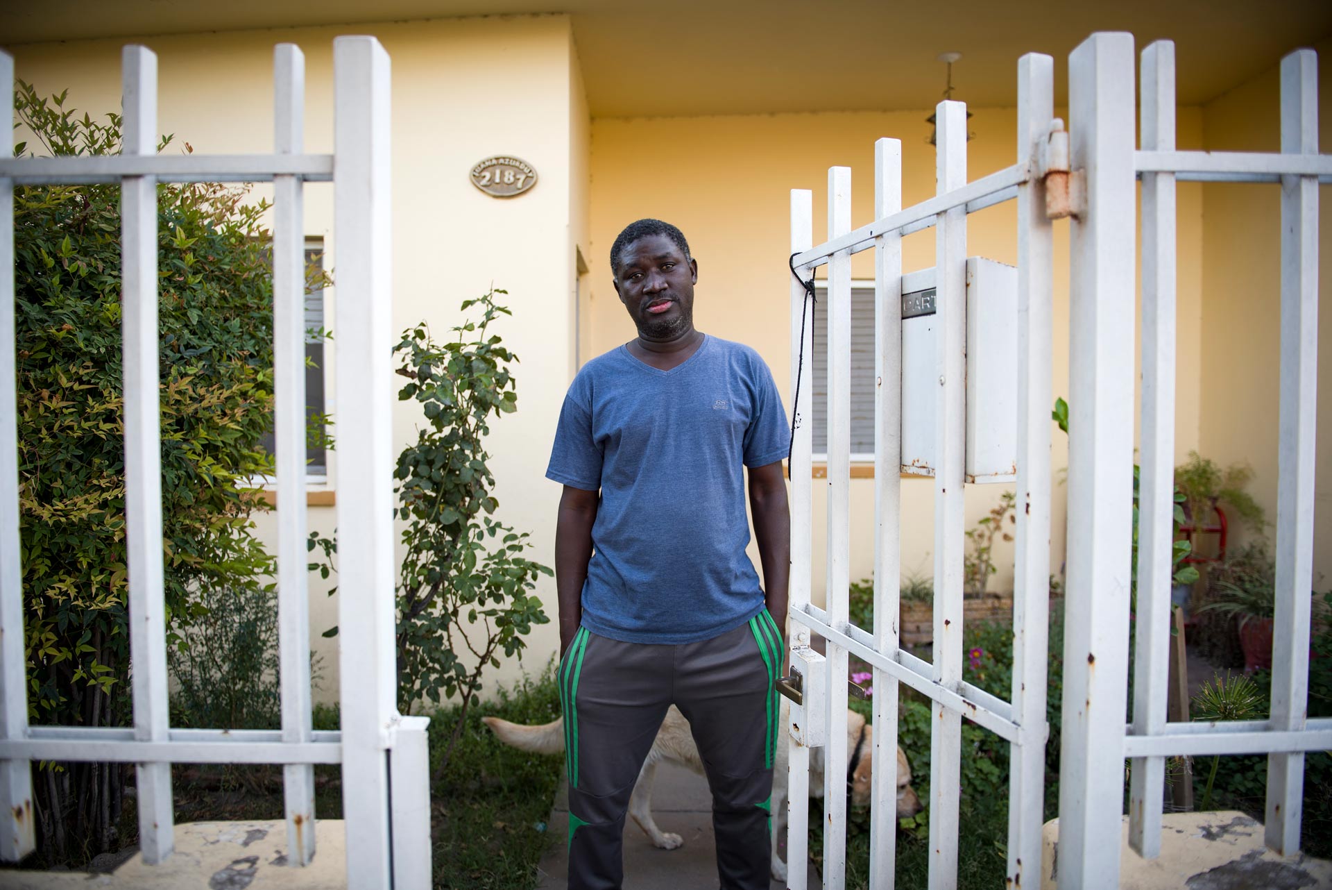 Nar de 45 años, originario de Diourbel, Dakar, la capital senegalesa. Fotografía: Pablo Presti/Cosecha Roja